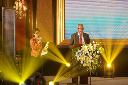 第三届丝绸之路顺利开展